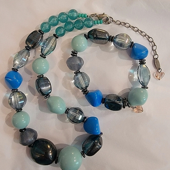 #Sabika Spring 2019 Blue Aqua Turquoise Beaded Stretch Bracelet - Picture 4 of 5